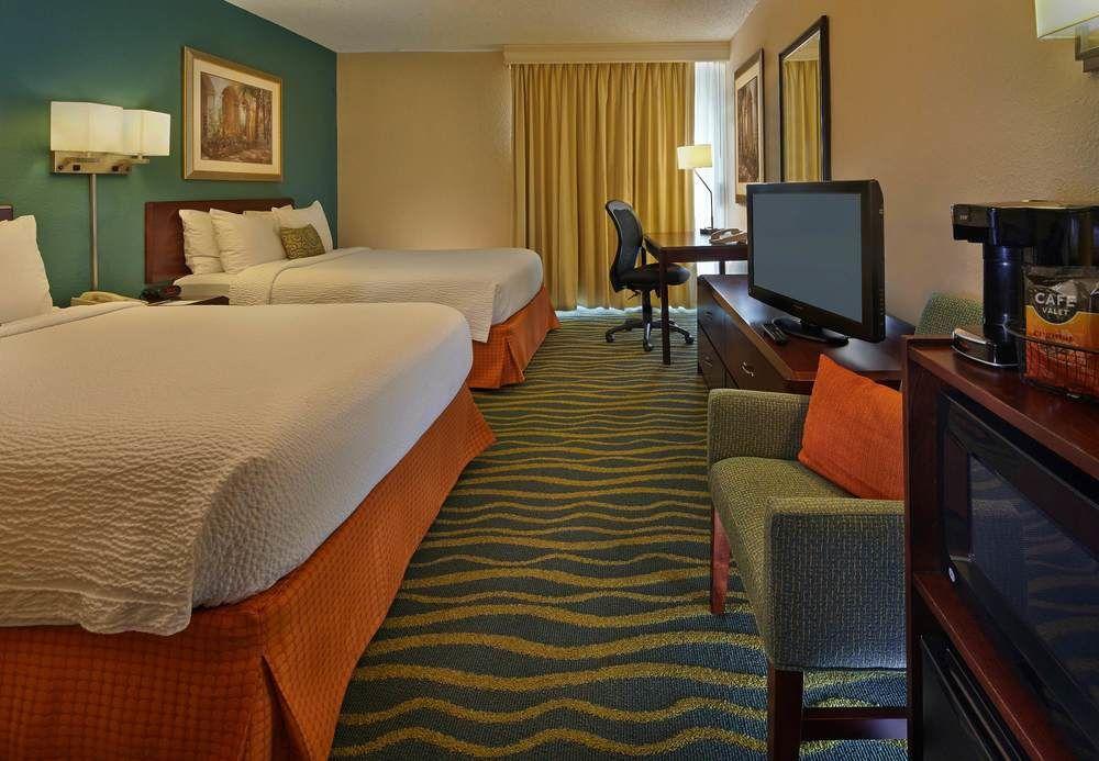 Fairfield Inn And Suites By Marriott פאלם ביץ' מראה חיצוני תמונה