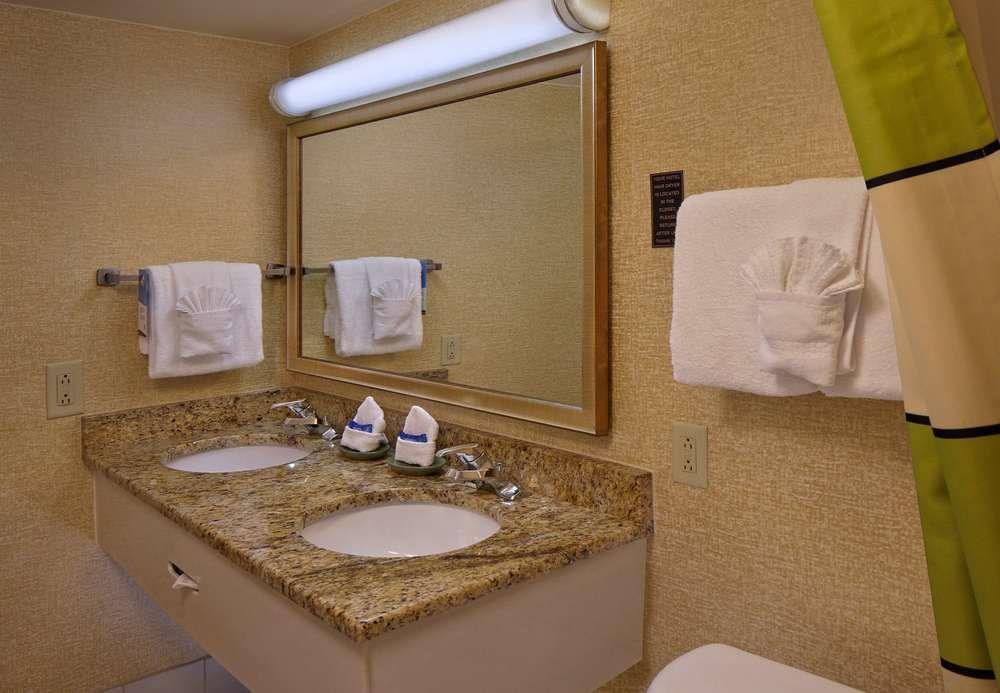 Fairfield Inn And Suites By Marriott פאלם ביץ' מראה חיצוני תמונה